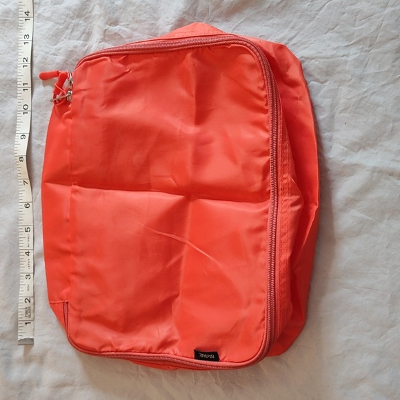 Packing Cubes Travel Bundle Collapsible Water Bottle & Silicone Bottle Covers - Picture 12 of 16